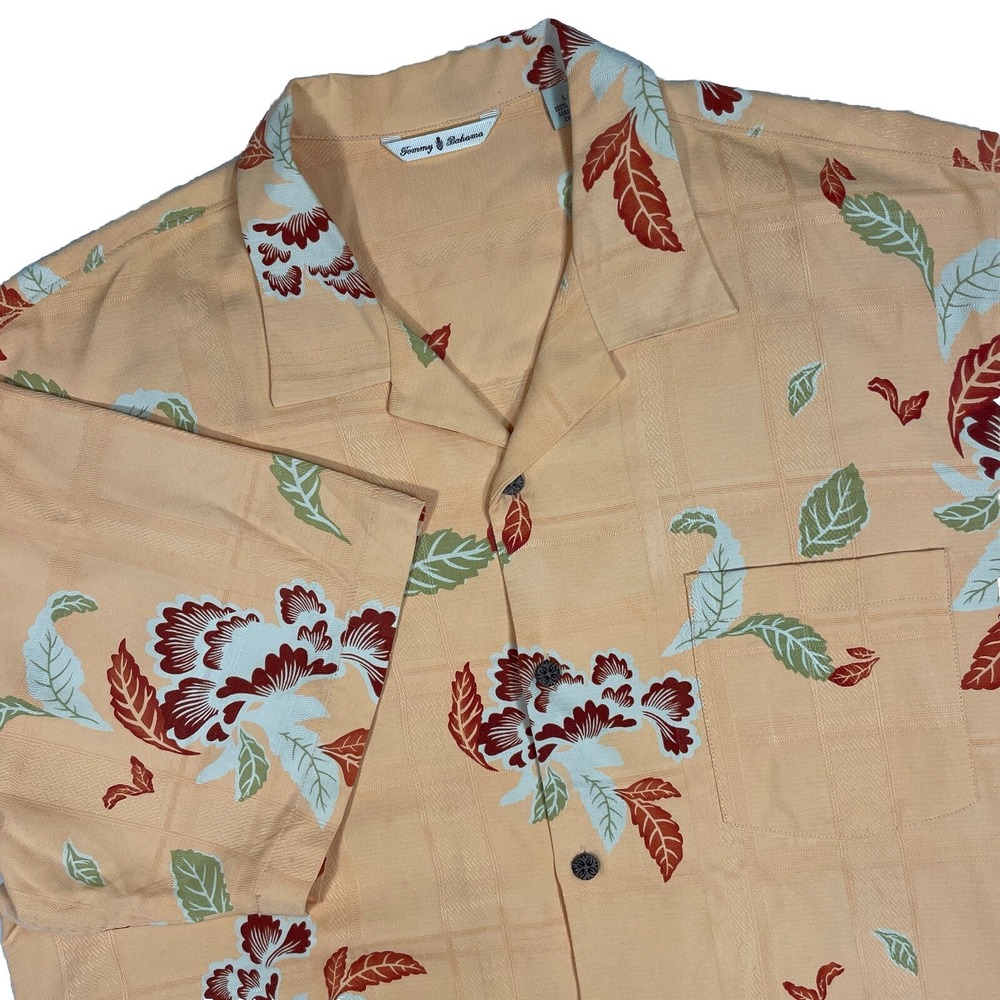 Tommy Bahama 100% Silk Button Up Shirt Hawaiian Beach Floral Textured Peach L